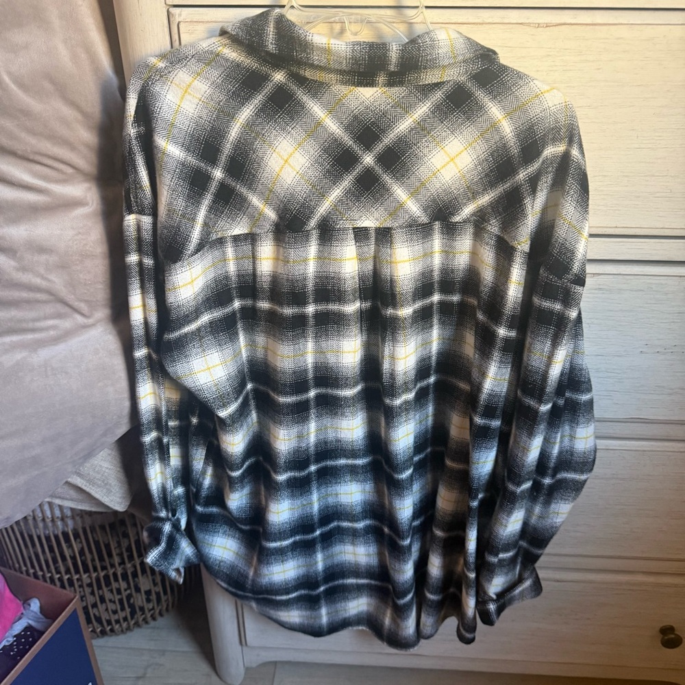 BP Plaid Flannel - Picture 6 of 6